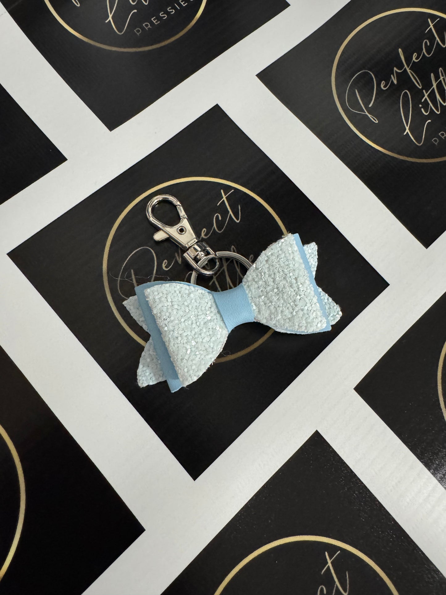 Bow Keyring - Light Blue/Leatherette