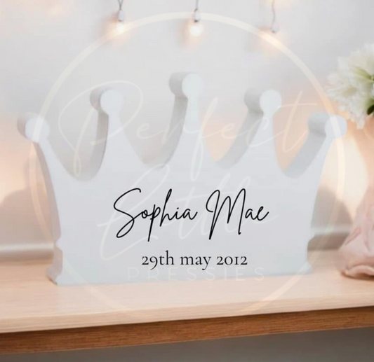 Crown Freestanding Decoration