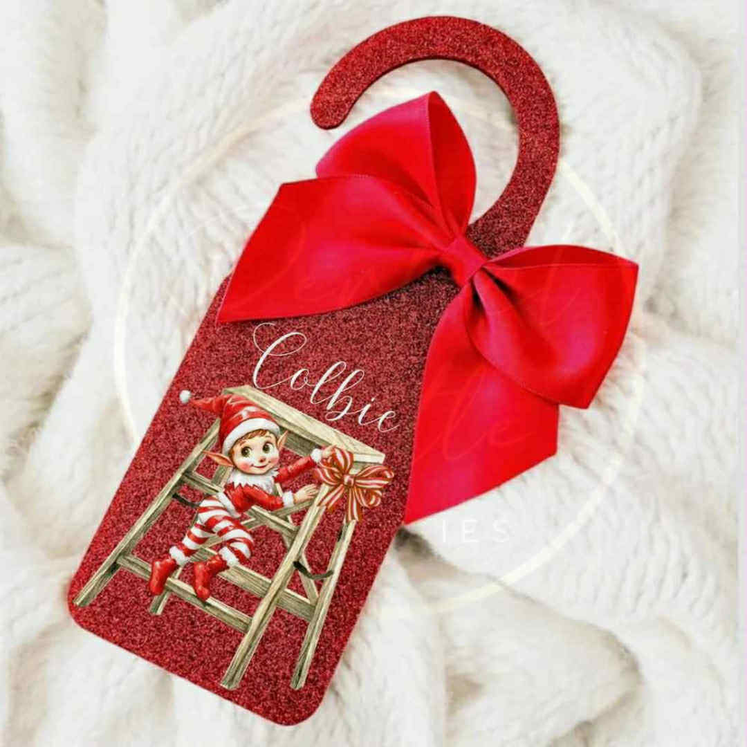 Christmas Door Hanger - Elf Climbing Steps