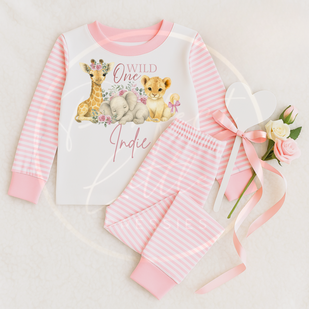 Pink pyjamas - Safari Theme