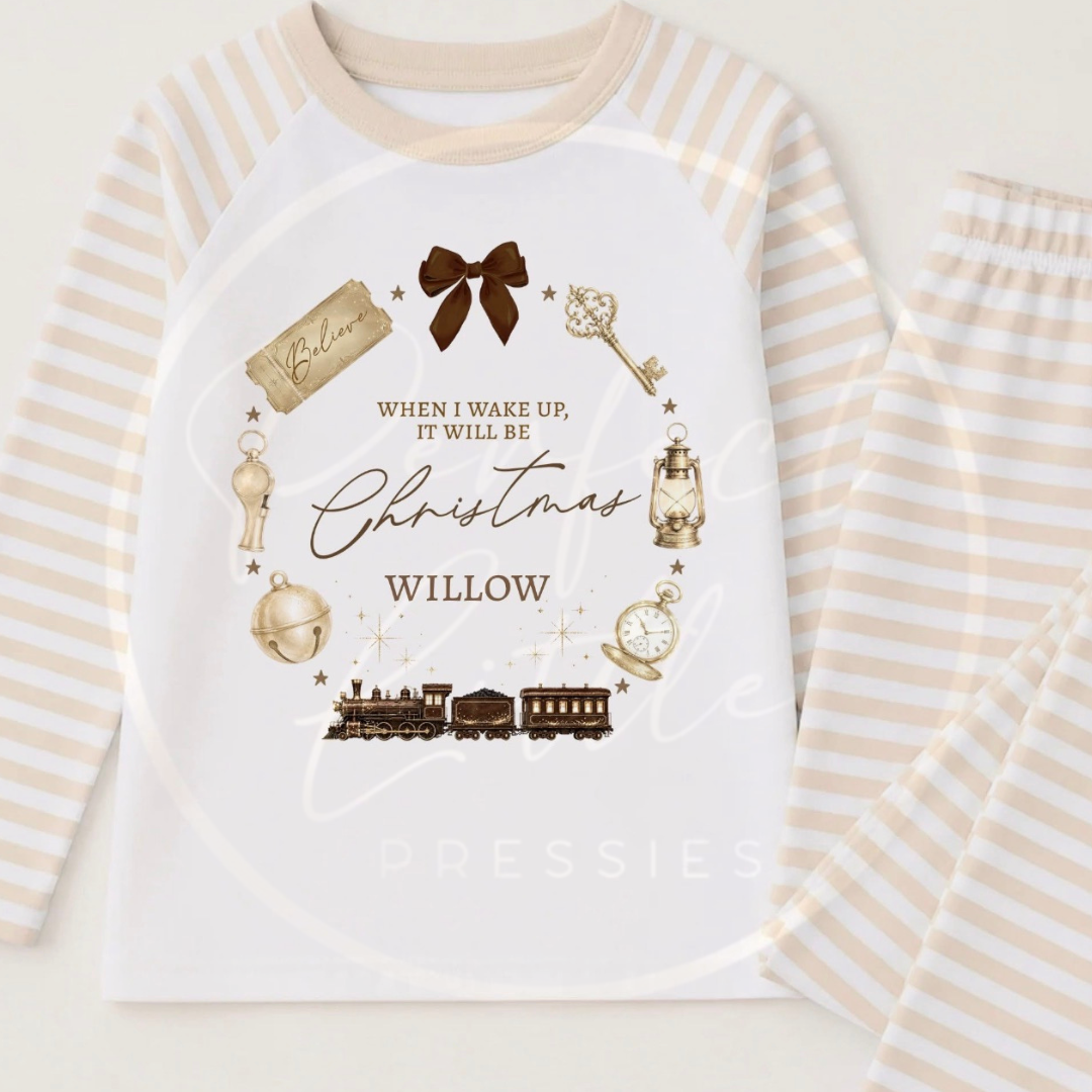 Pyjamas - Christmas Express Train Wreath Beige