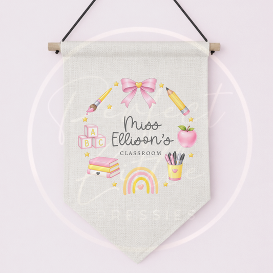 Teacher - Wreath Hanging Pendant Sign