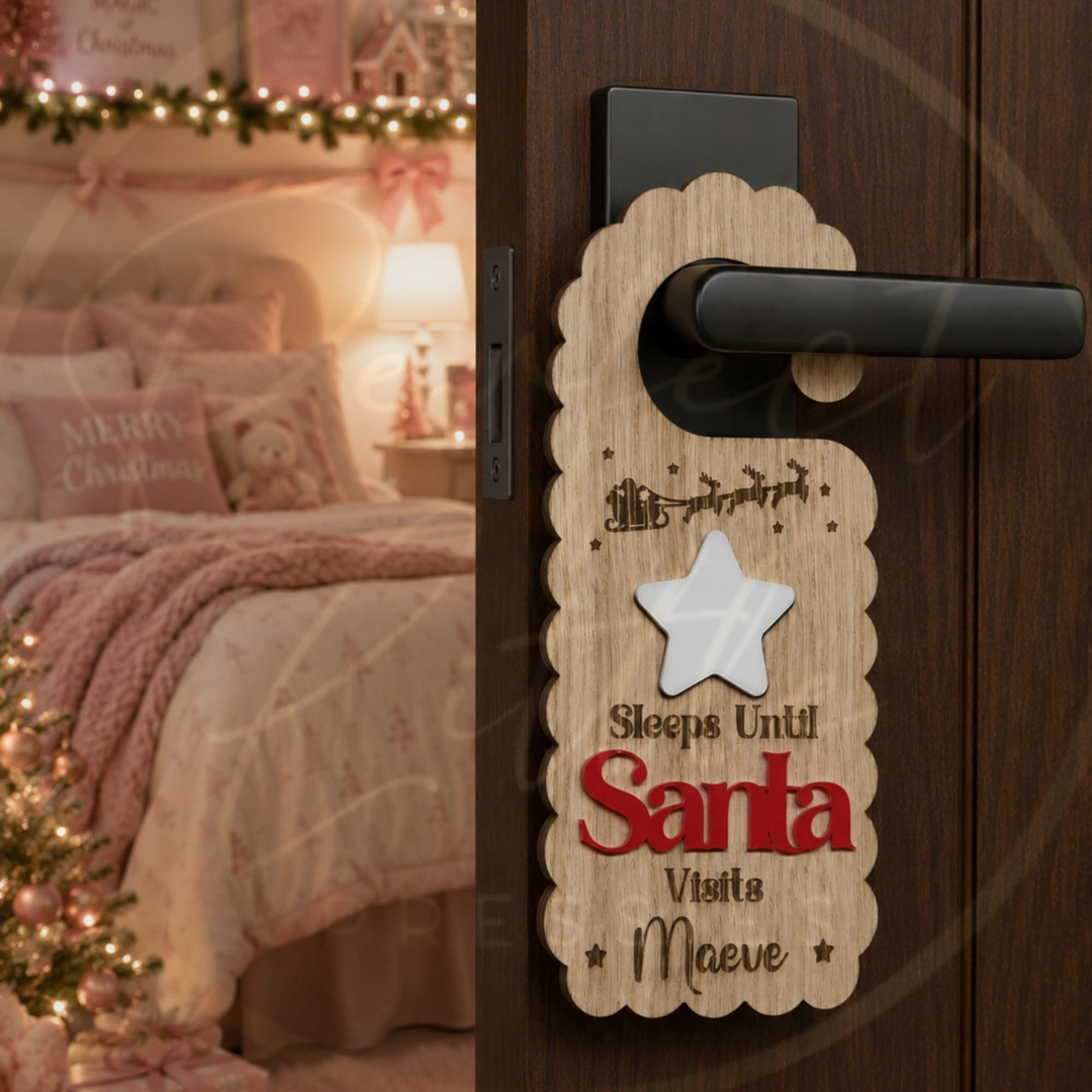Christmas - Scallop Edge Door Hanger Sleeps Until Santa Visits