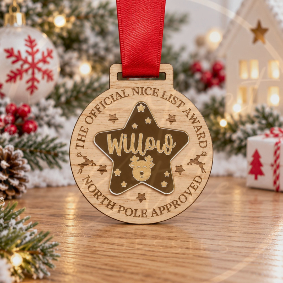 Christmas - Star Nice List Oak Medal